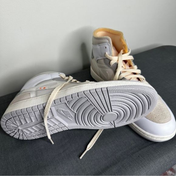 Nike - Air Jordan 1 Mid SE - Craft Inside Out - White Shoes DM9652-100 - NWOT - Picture 6 of 11